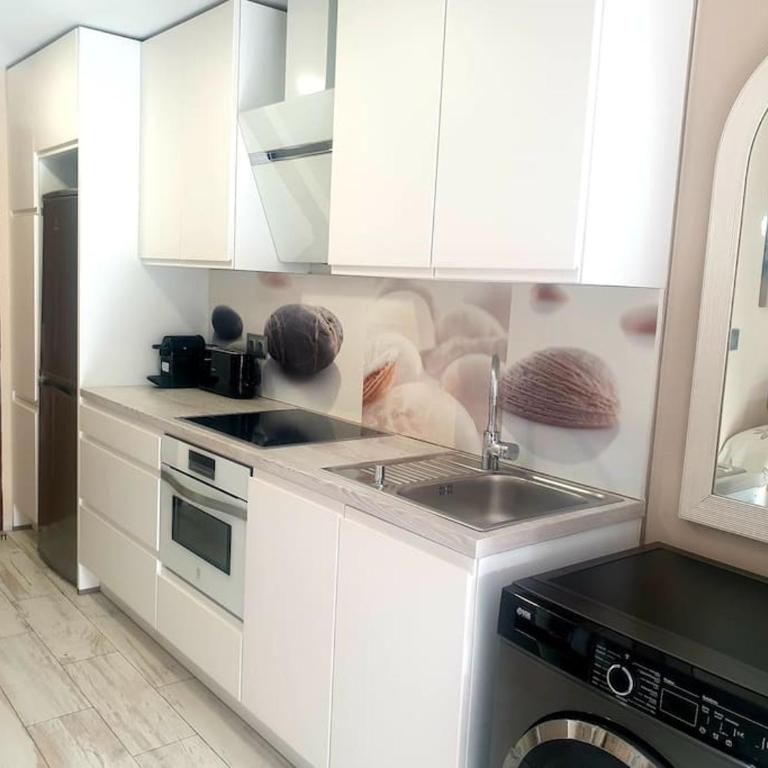 Precioso estudio con piscina a 200m del mar - One-Bedroom Apartment - 32