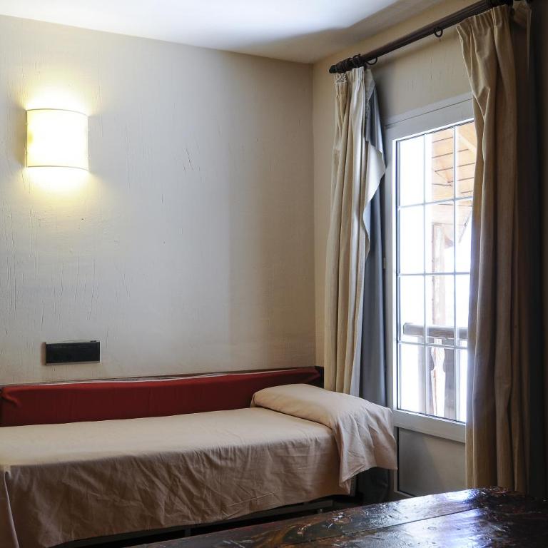 Hotel GHM Monachil - Habitación Cuádruple (2 adultos + 2 niños) - 3
