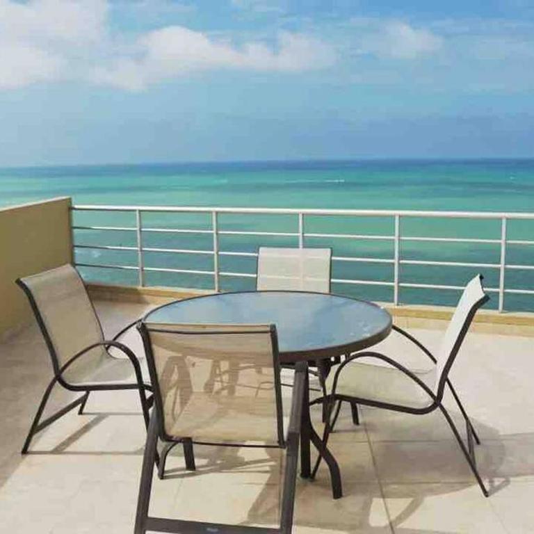 Amazing Ocean Views from this 2 bedroom apartment - Two-Bedroom Apartment - 36