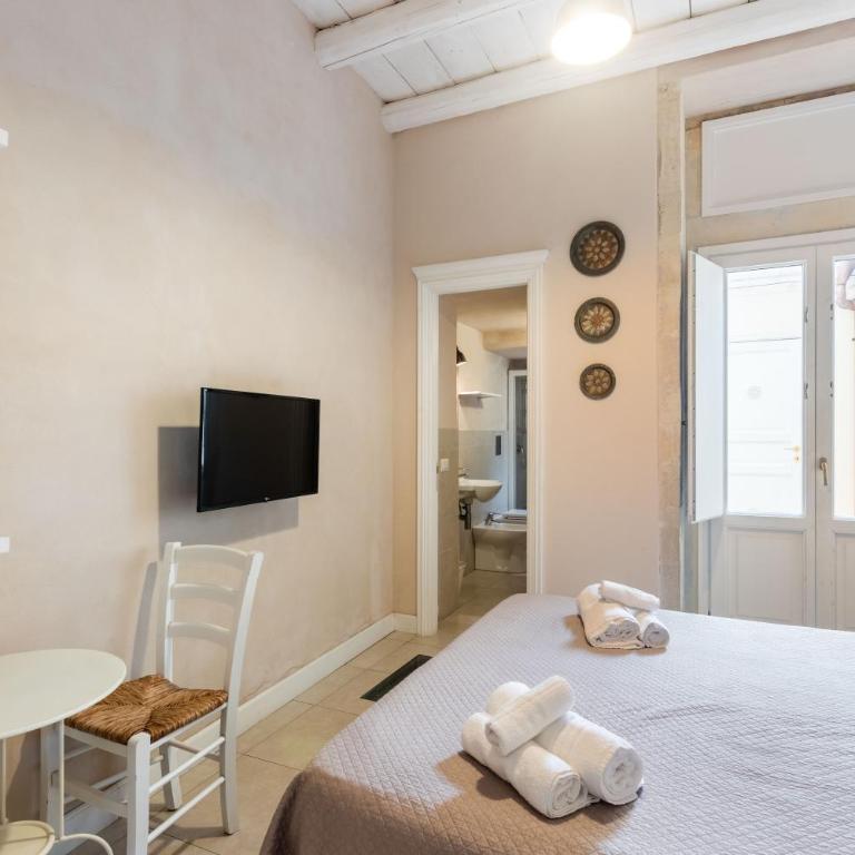 Dedalo Rooms - Camera Deluxe - 2