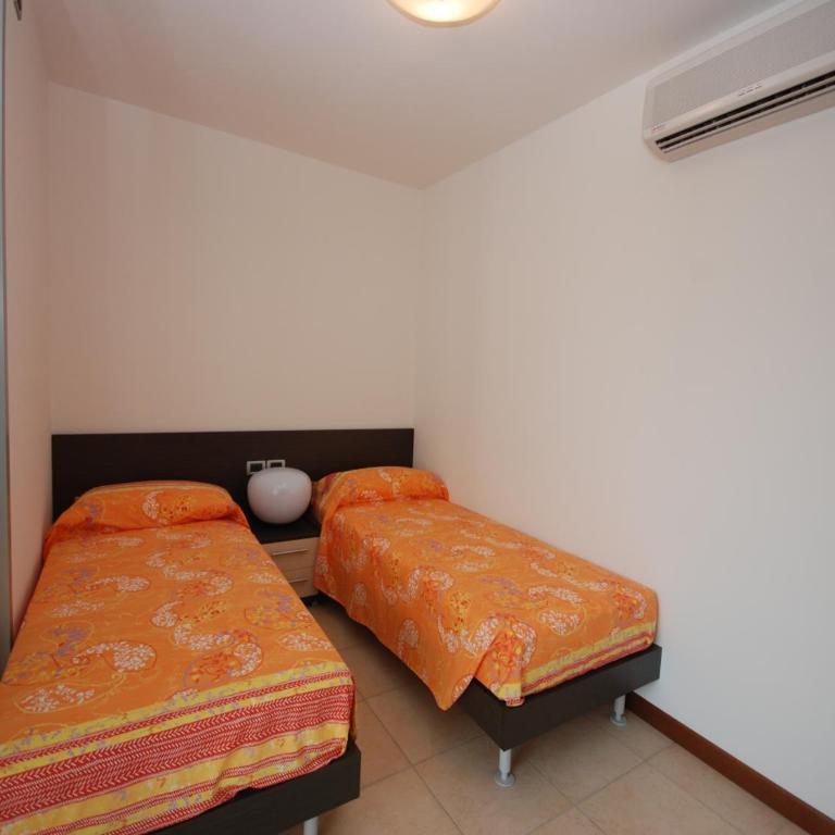 Residenza Ore Felici - Two-Bedroom Apartment - 9