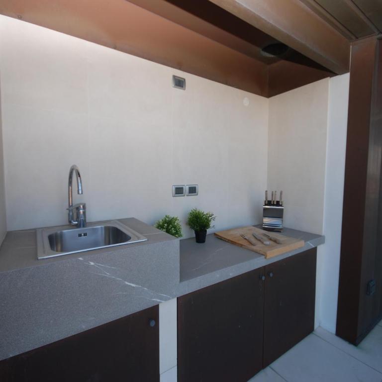 Residenza Ore Felici - Penthouse Apartment - 11