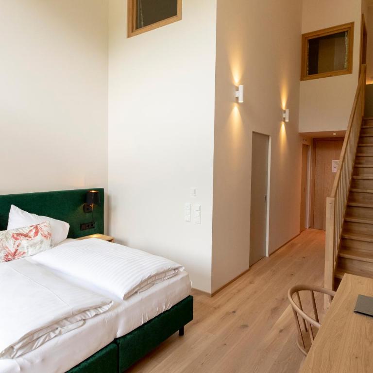 Familienhotel Felsenhof - Deluxe Familienzimmer - 1