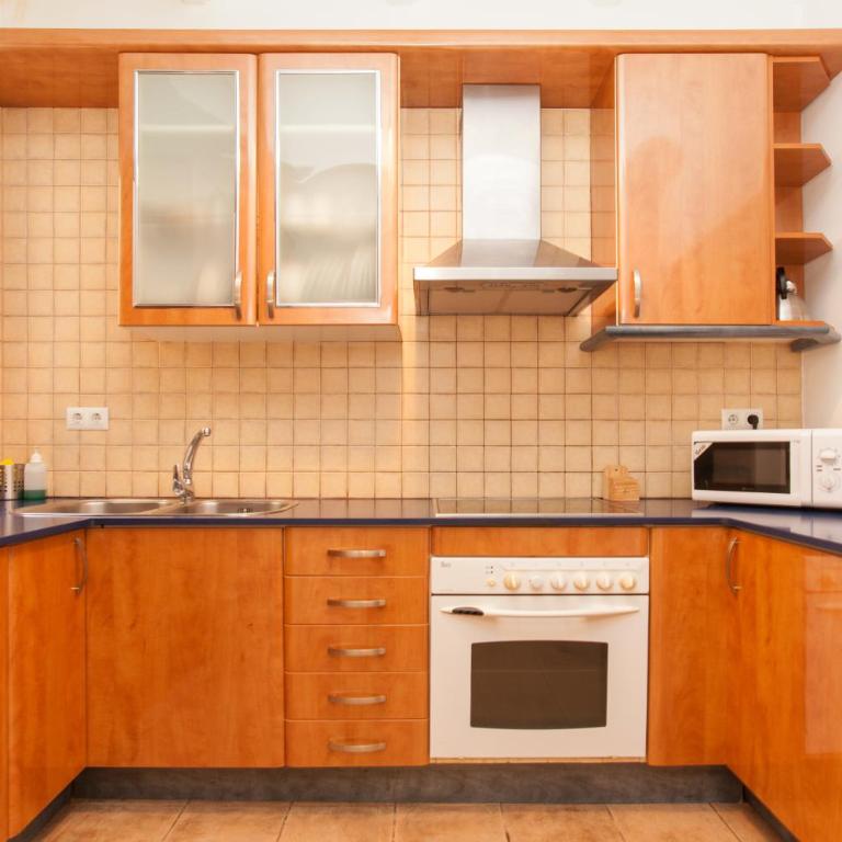 Apartment Aptucat - Two-Bedroom Apartment - 8