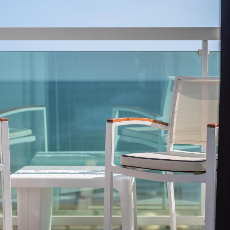 Hotel Anthony - Camera Classic Matrimoniale/Doppia con Letti Singoli con Balcone e Vista Mare - 2