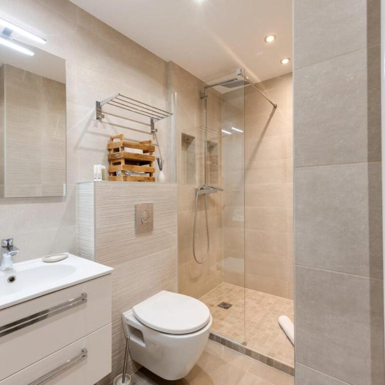 Charming studio in the heart of the pedestrian area - Apartamento - 10