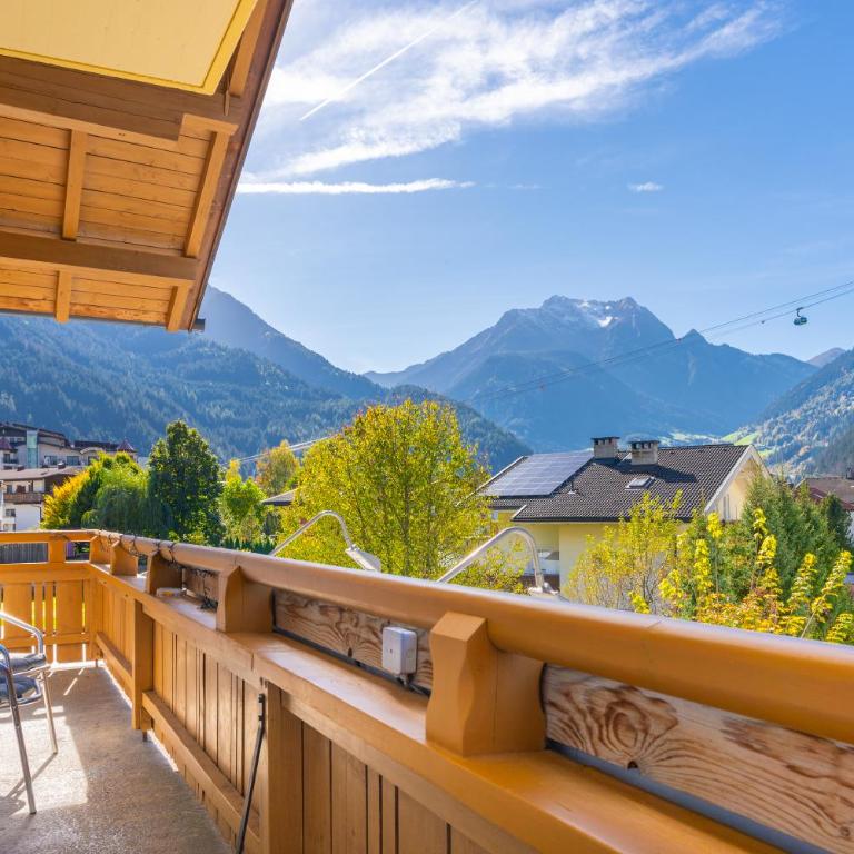 das Cityhouse - Doppelzimmer mit Balkon - 4