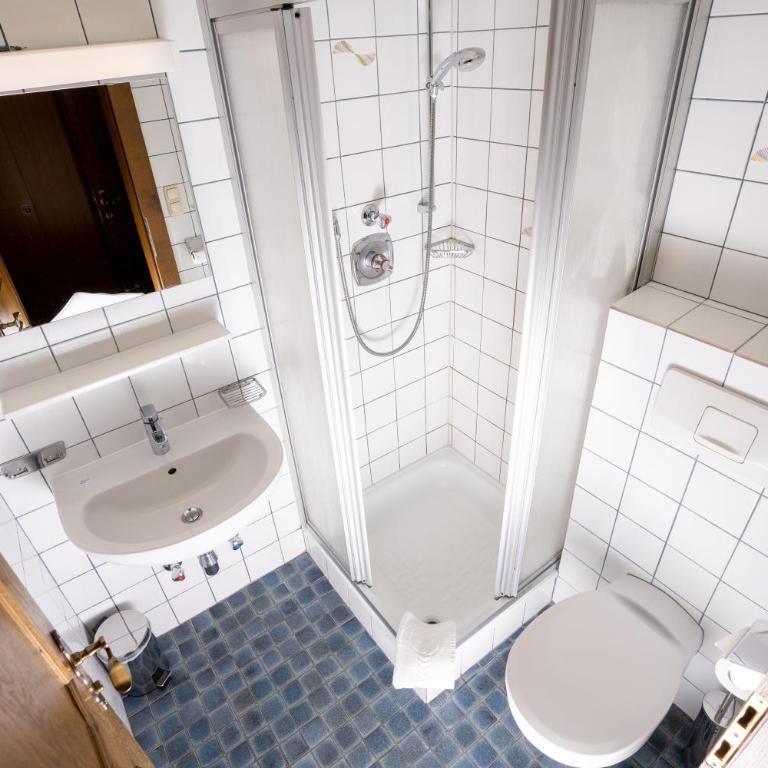 das Cityhouse - Einzelzimmer mit eigenem Bad - 1