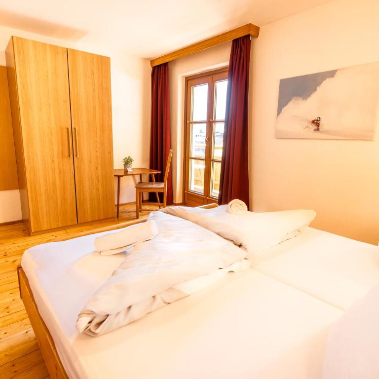 das Cityhouse - Doppelzimmer mit Balkon - 16