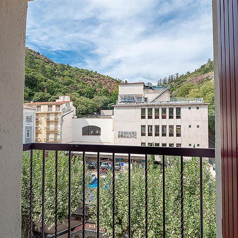 Charmant T1 Bis Idéalement situé au pied des thermes Amélie-les-bains - Appartement - 15