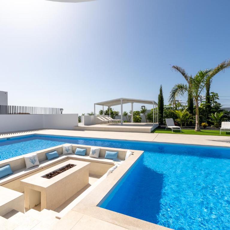 GS Luxury Villa Andrea, quiet luxury, sunset with sea views - Villa - 1