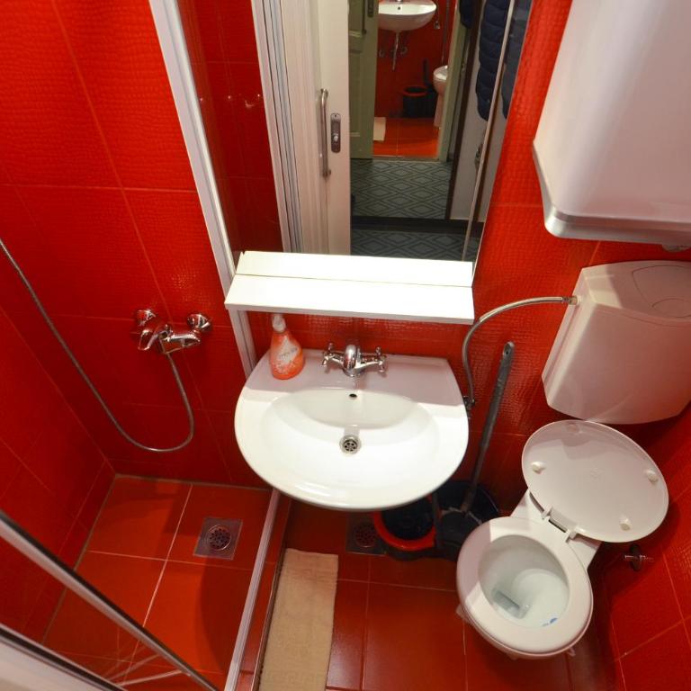 Old Town Studio Sarajevo - One-Bedroom Apartment - 24