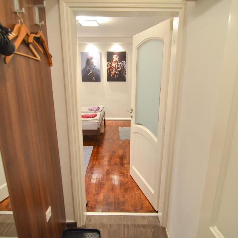 Old Town Studio Sarajevo - One-Bedroom Apartment - 13