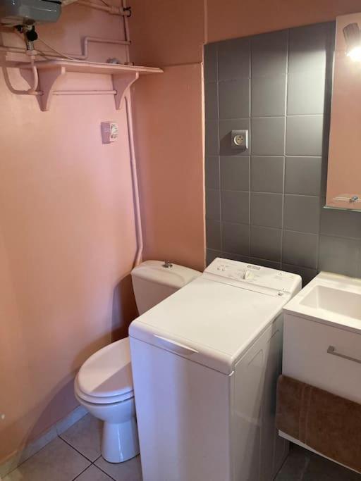 Dans une station thermale, Studio dans résidence avec ascenseur - Appartement 1 Chambre - 8