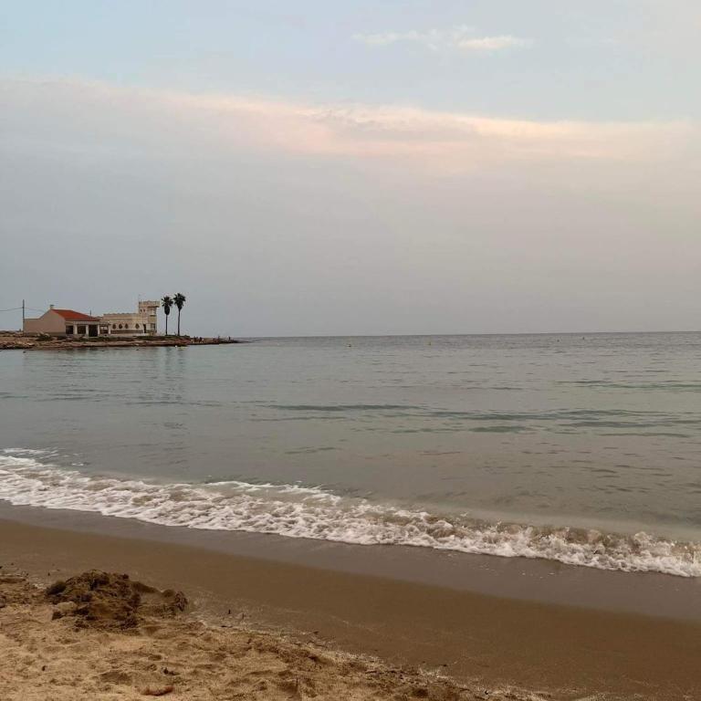 Uroczy apartament przy Playa de los Locos - Apartamento de 3 dormitorios - 19