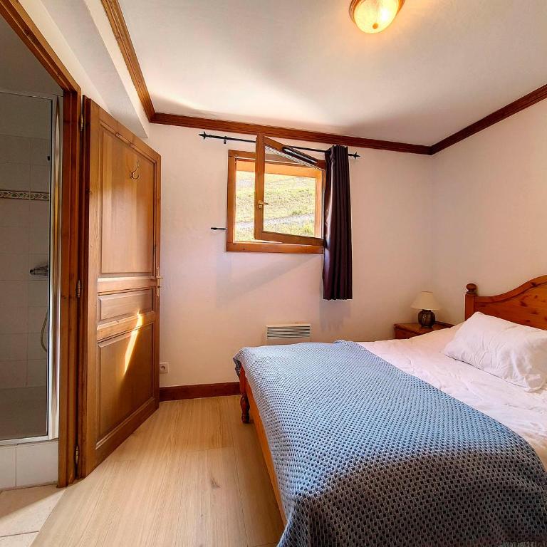 Appartement spacieux - Départ ski aux pieds - Terrasse - Parking - FR-1-344-792 - Apartment - 3