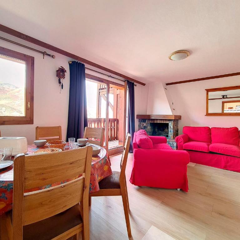 Appartement spacieux - Départ ski aux pieds - Terrasse - Parking - FR-1-344-792 - Apartment - 9