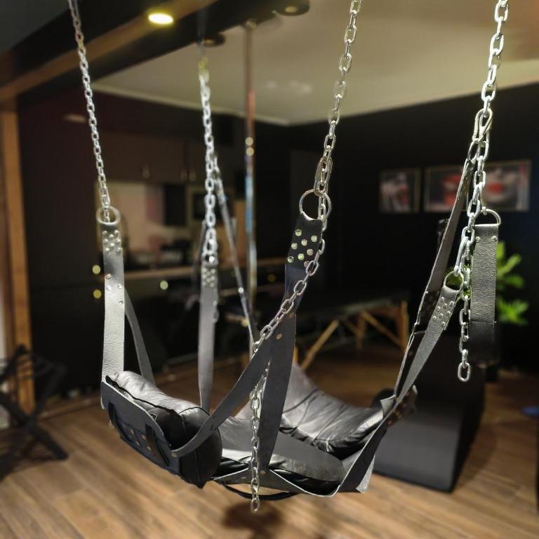 La loveroom bdsm de Nice " la chambre luxe des désirs " - Appartement 1 Chambre - 5