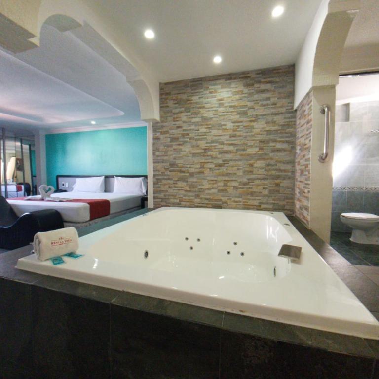 Real La Viga Motel - Habitación Doble con bañera de hidromasaje - 5
