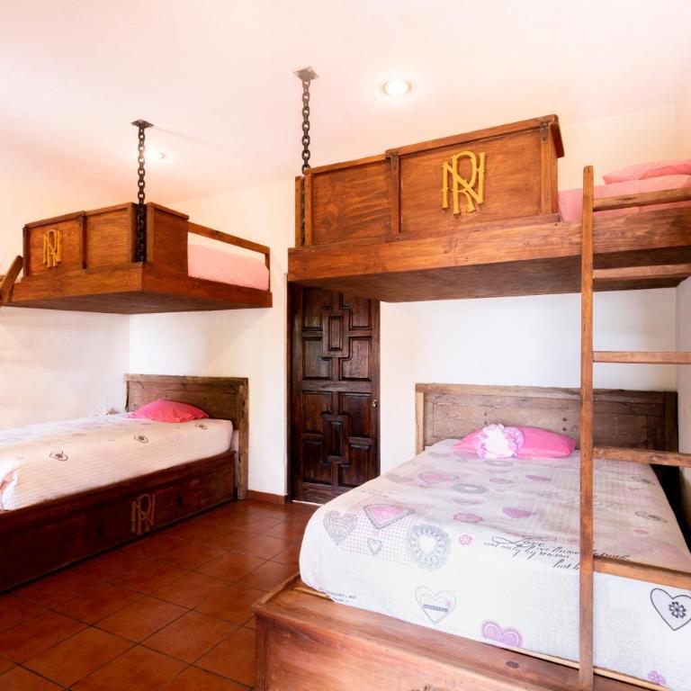 Hacienda Maria Eugenio - Family Double Room - 2