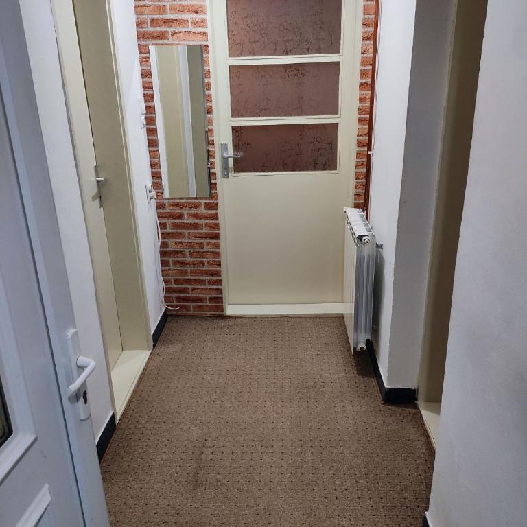 Apartmani Šarac - Pale - Apartment - 1