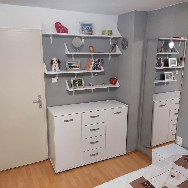 Apartmani Šarac - Pale - Apartment - 4