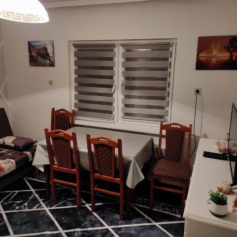 Apartmani Šarac - Pale - Apartment - 8