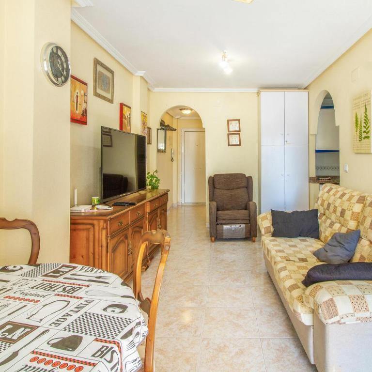 Cozy Apartment In Santa Pola With Wifi - Apartamento de 2 dormitorios - 4