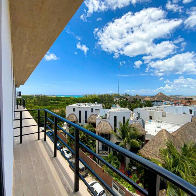 Beautiful + Luxury + Ocean View + Pool - Two-Bedroom Apartment - 7