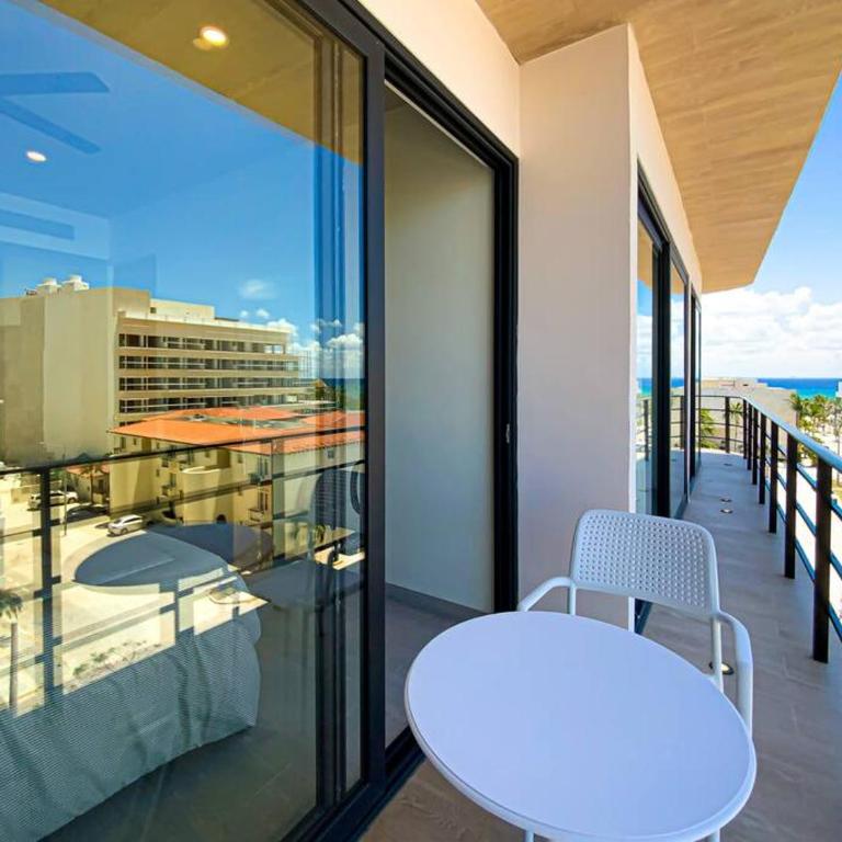 Beautiful + Luxury + Ocean View + Pool - Two-Bedroom Apartment - 30