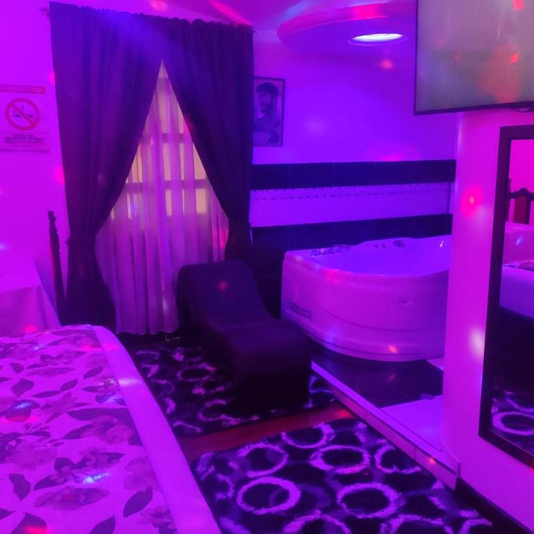 Hotel el Che No apto para corruptos - Superior King Suite - 7