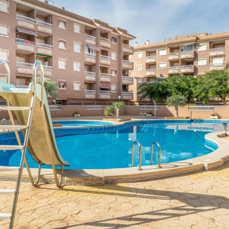 Cozy Apartment In Santa Pola With Wifi - Apartamento de 2 dormitorios - 1
