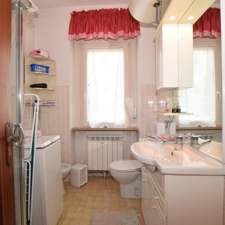 2 Bedroom Lovely Apartment In Chatillon - Appartamento con 2 Camere da Letto - 11