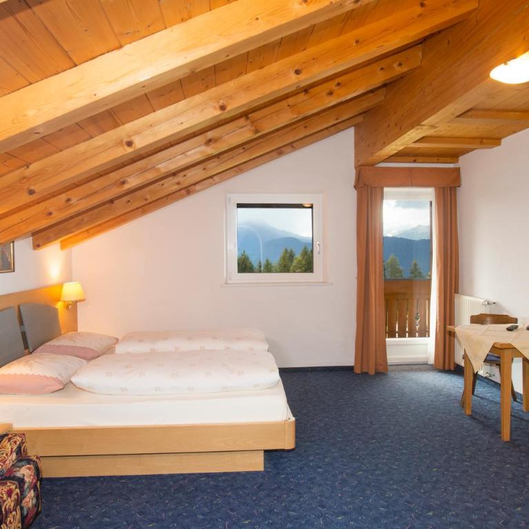 Gasthof St. Ulrich - Double Room with Balcony - 6
