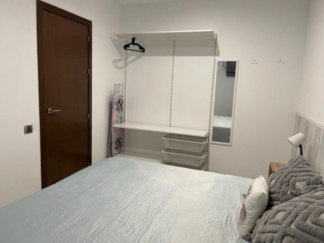 TECNOCORDOBA aparcamiento privado gratuito y piscina - One-Bedroom Apartment - 11