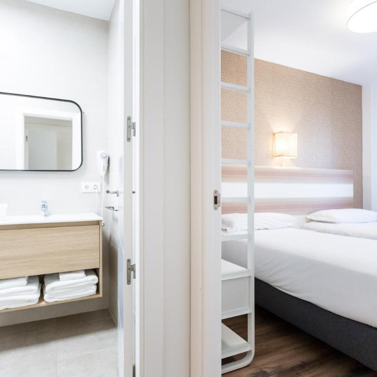 SUNN Apartments Amador de los Ríos, by Homing U - Two Bedroom Apartment with terrace - 1