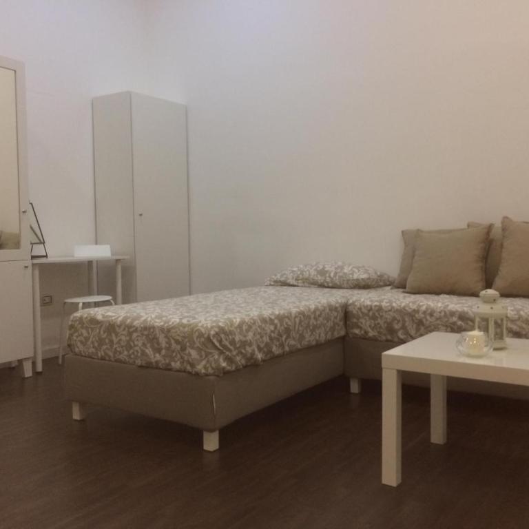TOLEDO HOUSE Piazza Carita' Centralissimo - Appartamento con 2 Camere da Letto - 13