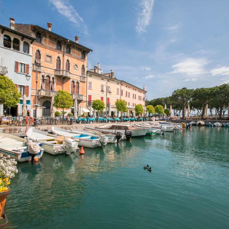 Villa Barbara - Lake Garda Villa with Pool & Views - Villa Deluxe - 35