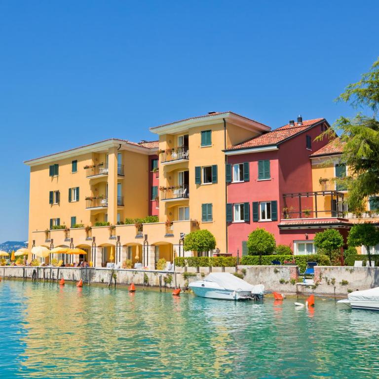 Villa Barbara - Lake Garda Villa with Pool & Views - Villa Deluxe - 37