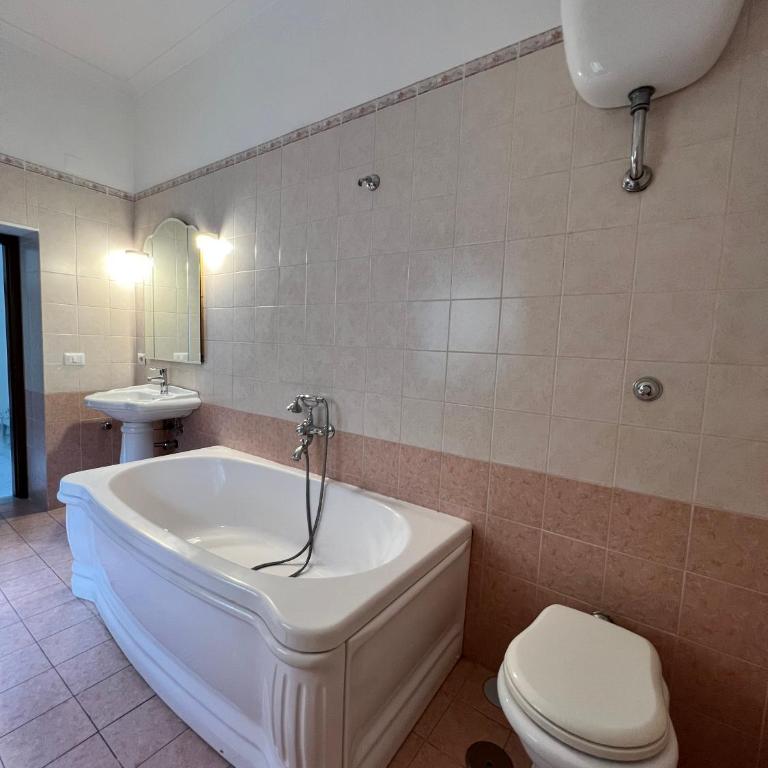 B&B Casa Caracciolo - Appartamento con Balcone - 7