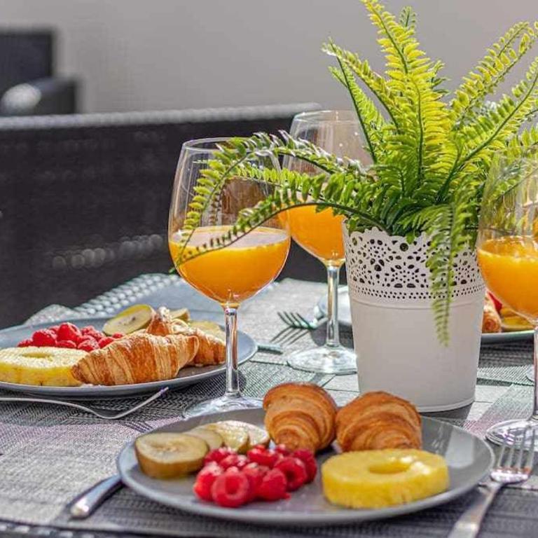 797Holidayrentals- Apartamento en Torremuelle con terraza y piscina - Apartamento de 1 dormitorio - 31