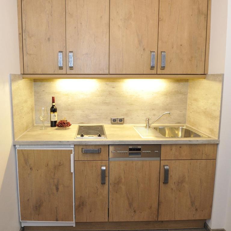 Gschwenderhaus Ferienwohnungen - Studio (2 Erwachsene + 2 Kinder) - 8