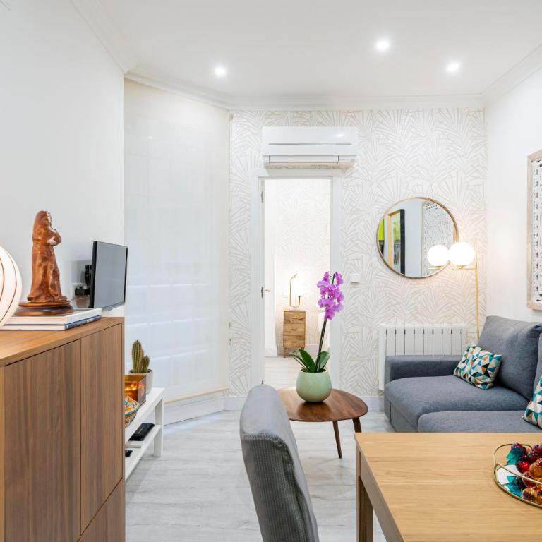 For You Rentals Glorieta de Bilbao apartment TEMPORAL EGU42 - Apartamento de 1 dormitorio - 2