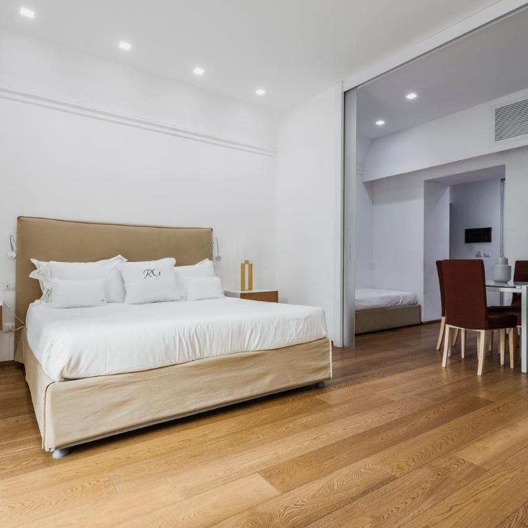 RG7 Apartments - Superior Apartment - 12