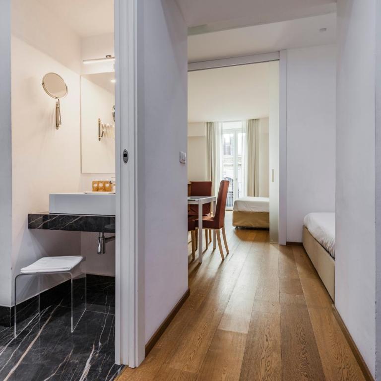 RG7 Apartments - Superior Apartment - 11