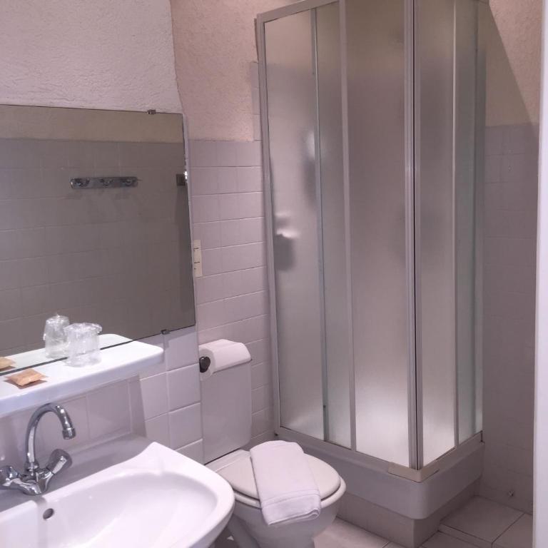 Hôtel P.L.M. - Chambre Double Standard - 9
