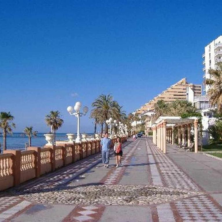 797 Holiday Rentals - Amplio piso para 4 en el centro de arroyo de la miel - Apartamento de 1 dormitorio - 39
