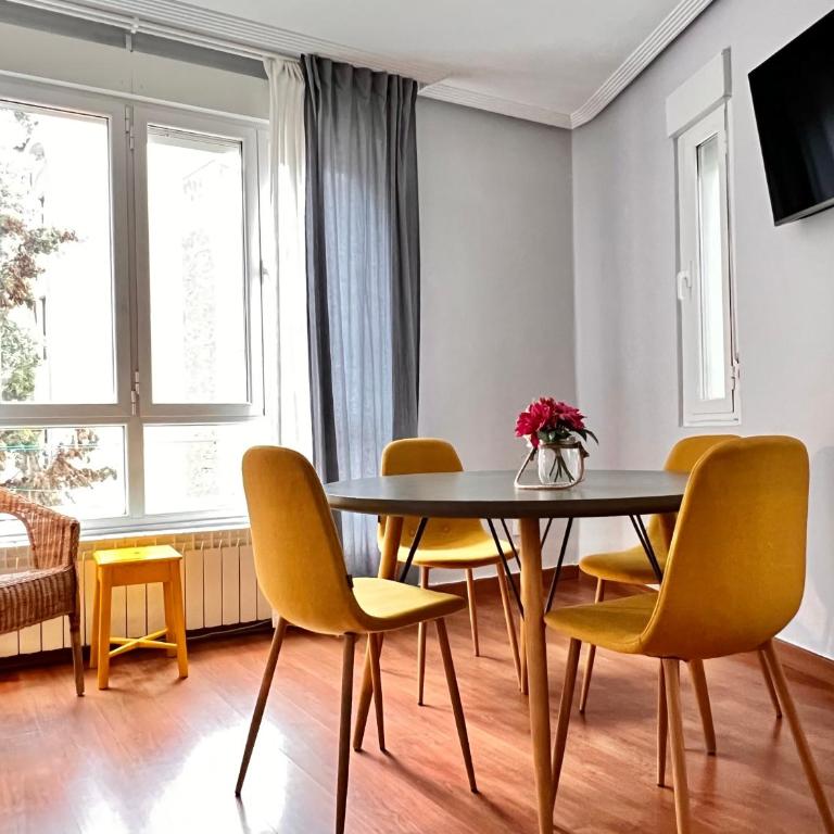 Housing León Catedral - Apartamento de 3 dormitorios - 6