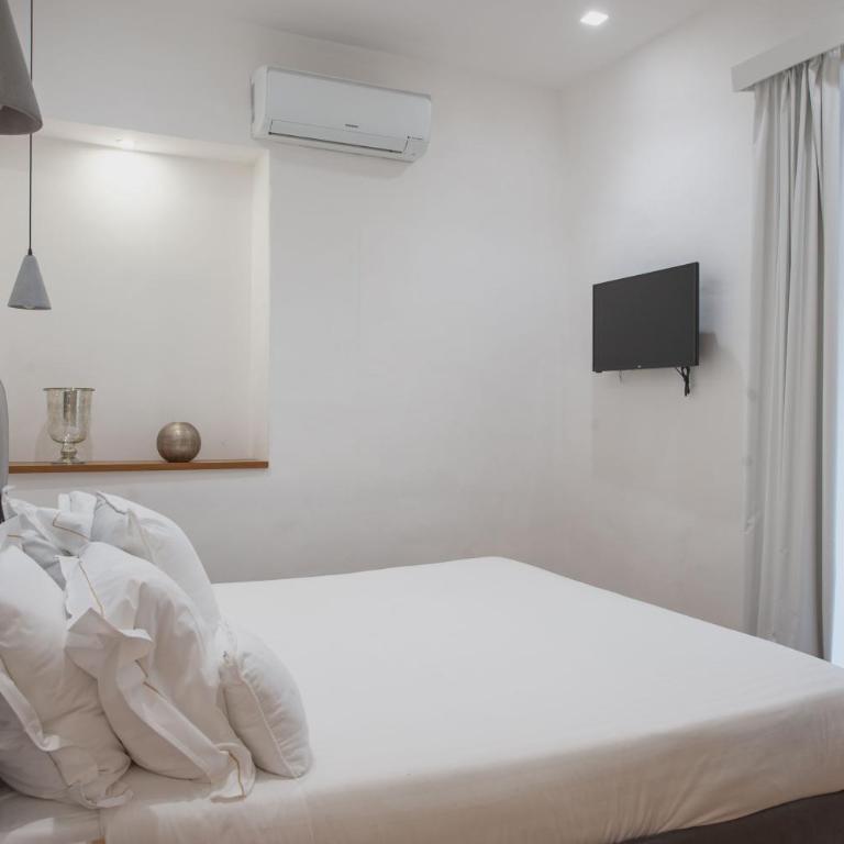 RG7 Apartments - Standard Apartment - 5