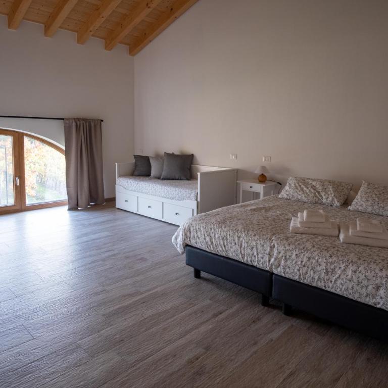 Agriturismo Ponte Florio - Camera Quadrupla con Bagno Privato - 4
